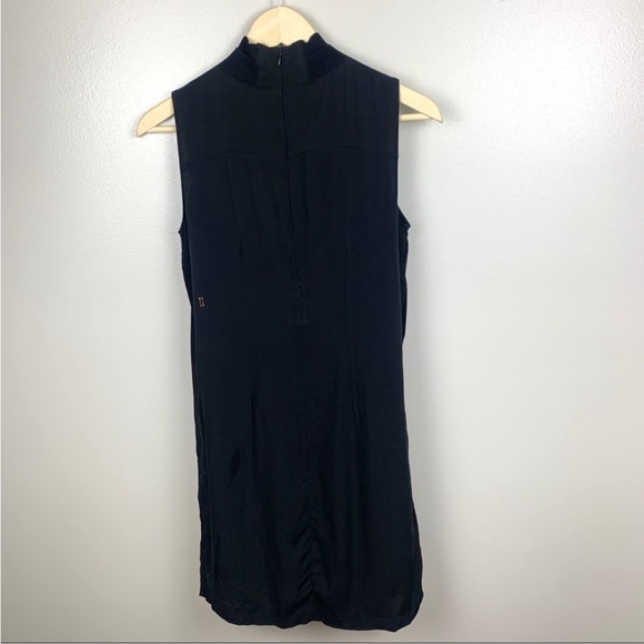 Kit and Ace Ryder Silk Dress - Picture 3 of 10